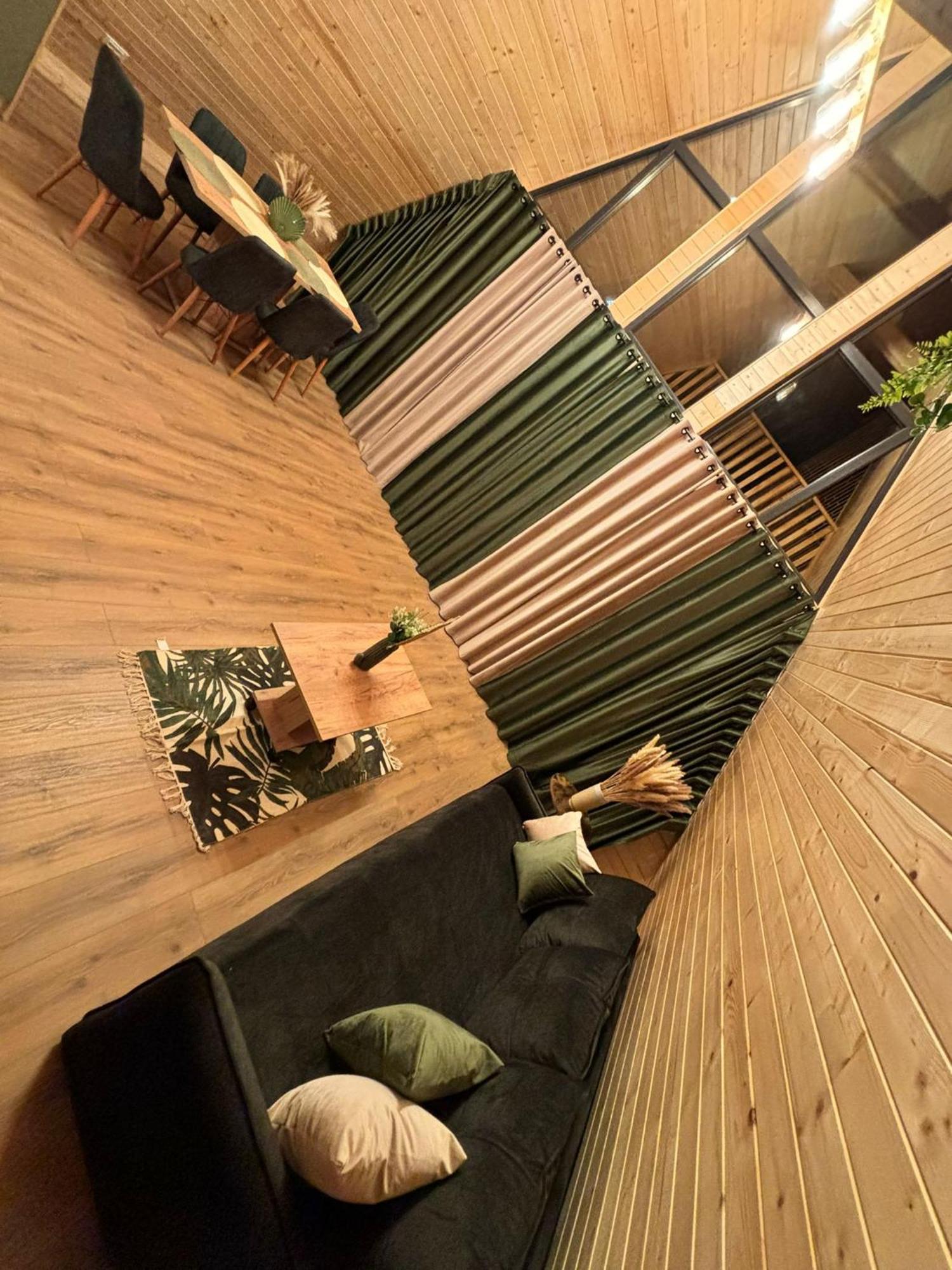 Povestea Din Munti Arpaşu de Sus Extérieur photo